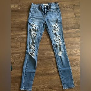 Pacsun ripped skinny “jegging”